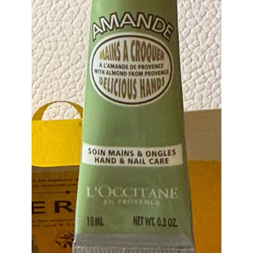 L'Occitane En Provence Gift Set New In Box 5 Pc Set for Women - NEW in box